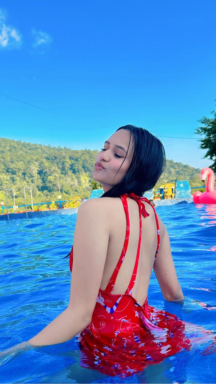 Noida Call Girl Cash On Delivery